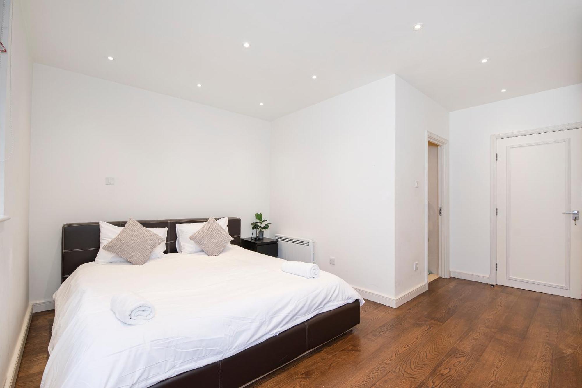 Central 2 Bed Maissonette Londyn Zewnętrze zdjęcie